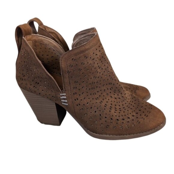 Francesca's Western Aztec Boho Cut Out Remedy Ankle Boots 9 - Picture 2 of 8